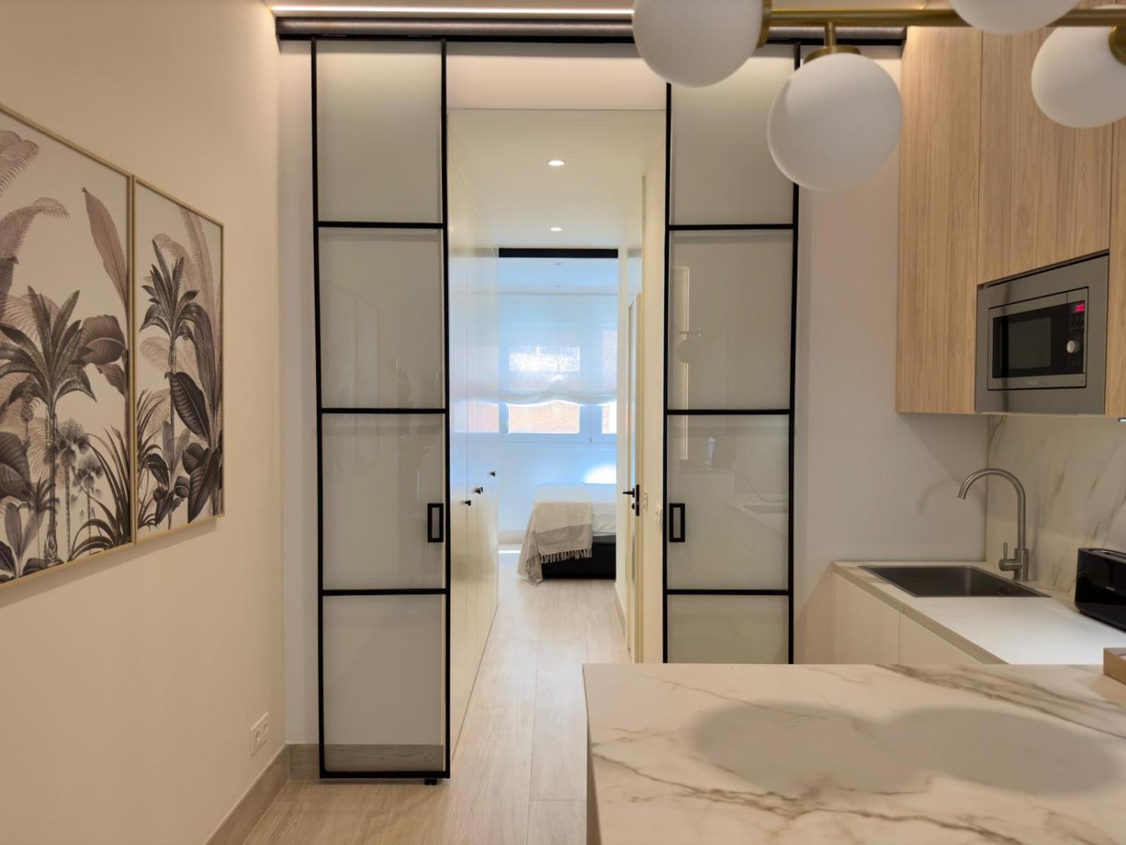 Apartamentos Orilla Del Bernabeu Madrid Esterno foto