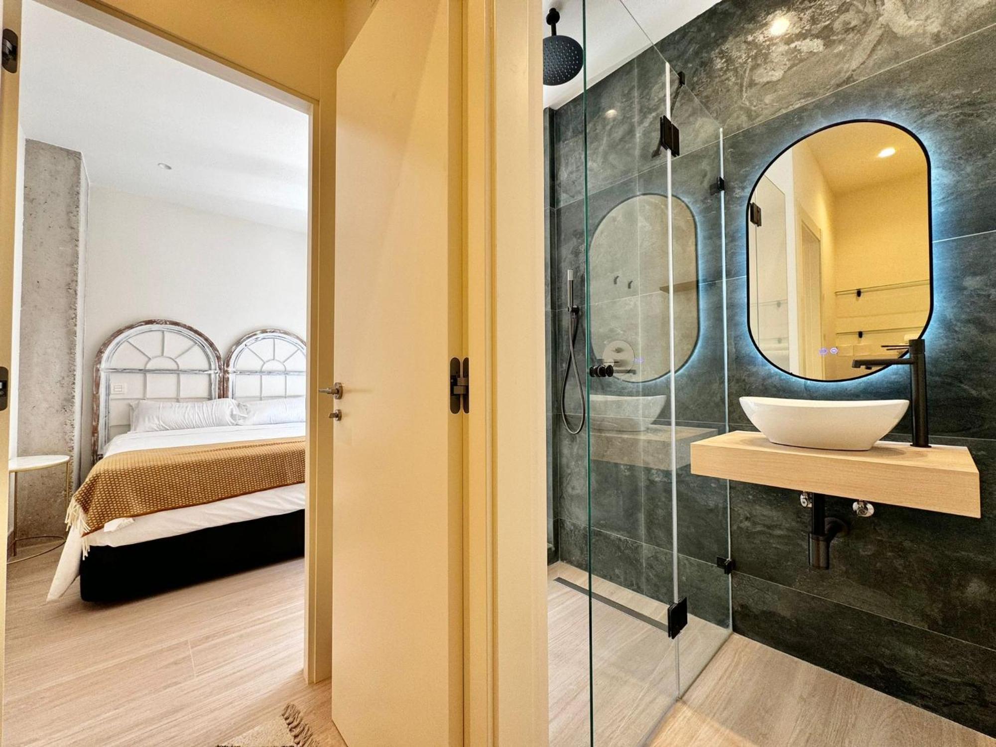 Apartamentos Orilla Del Bernabeu Madrid Esterno foto