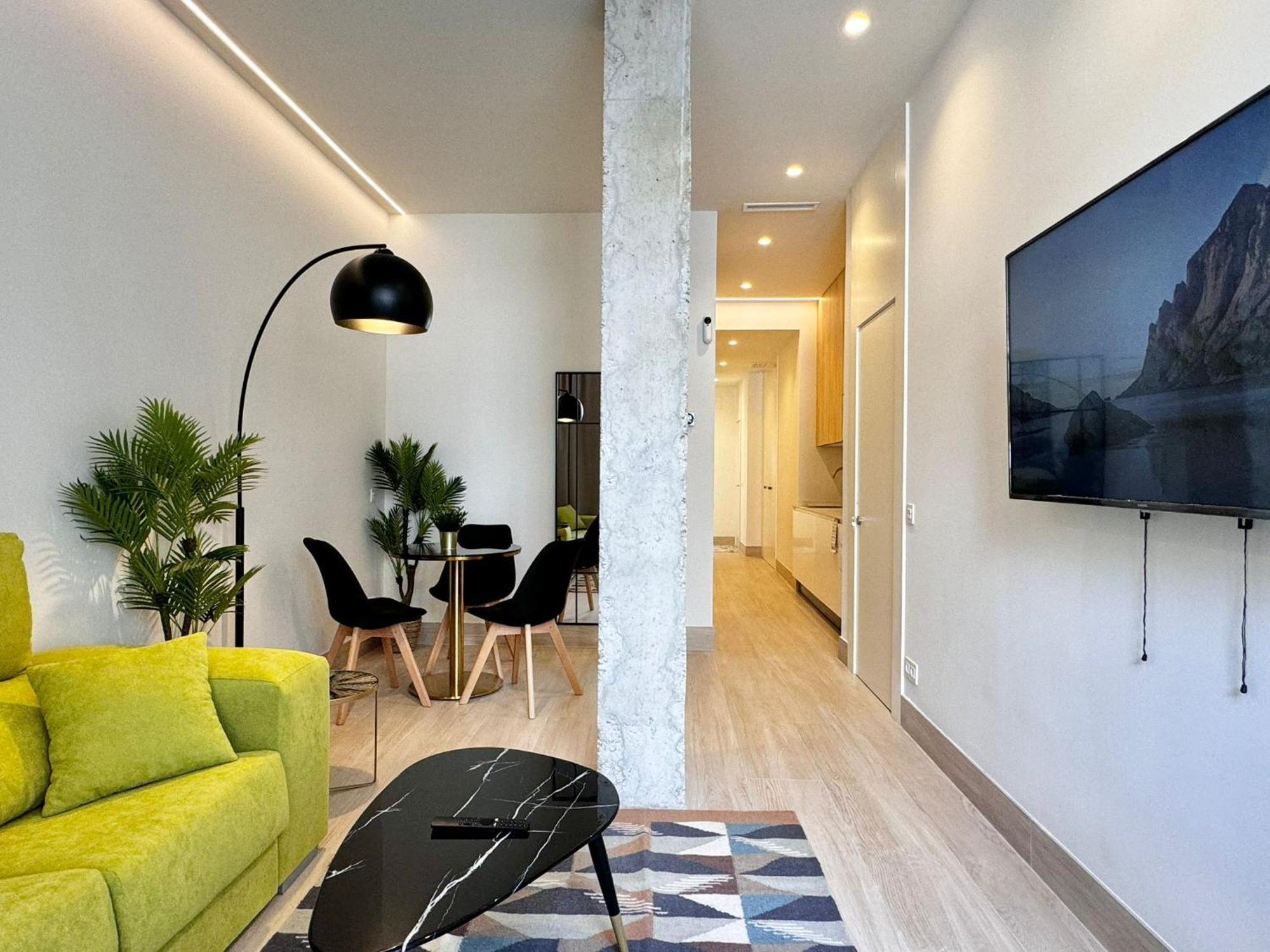 Apartamentos Orilla Del Bernabeu Madrid Esterno foto